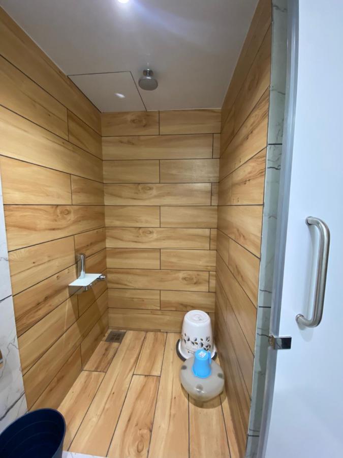 ואדודרה Hotel Apex International מראה חיצוני תמונה