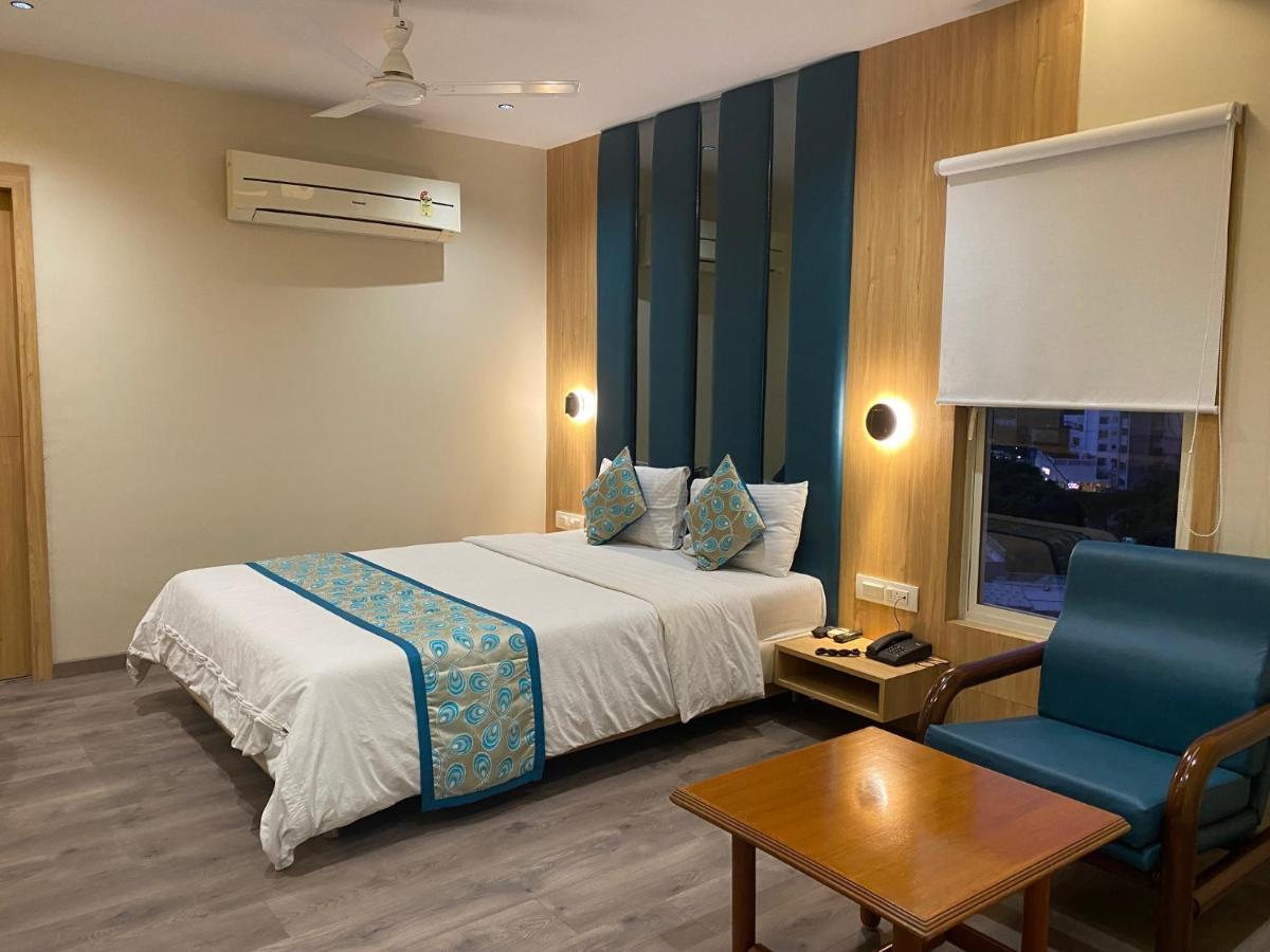 ואדודרה Hotel Apex International מראה חיצוני תמונה