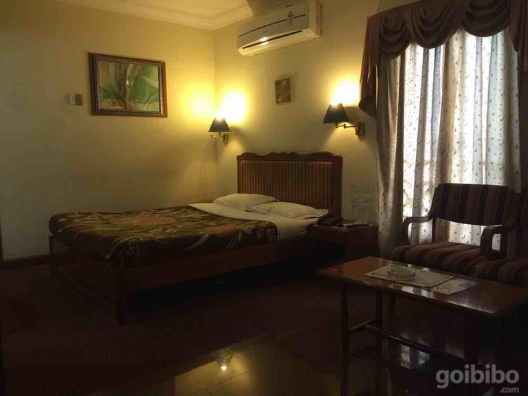 ואדודרה Hotel Apex International מראה חיצוני תמונה